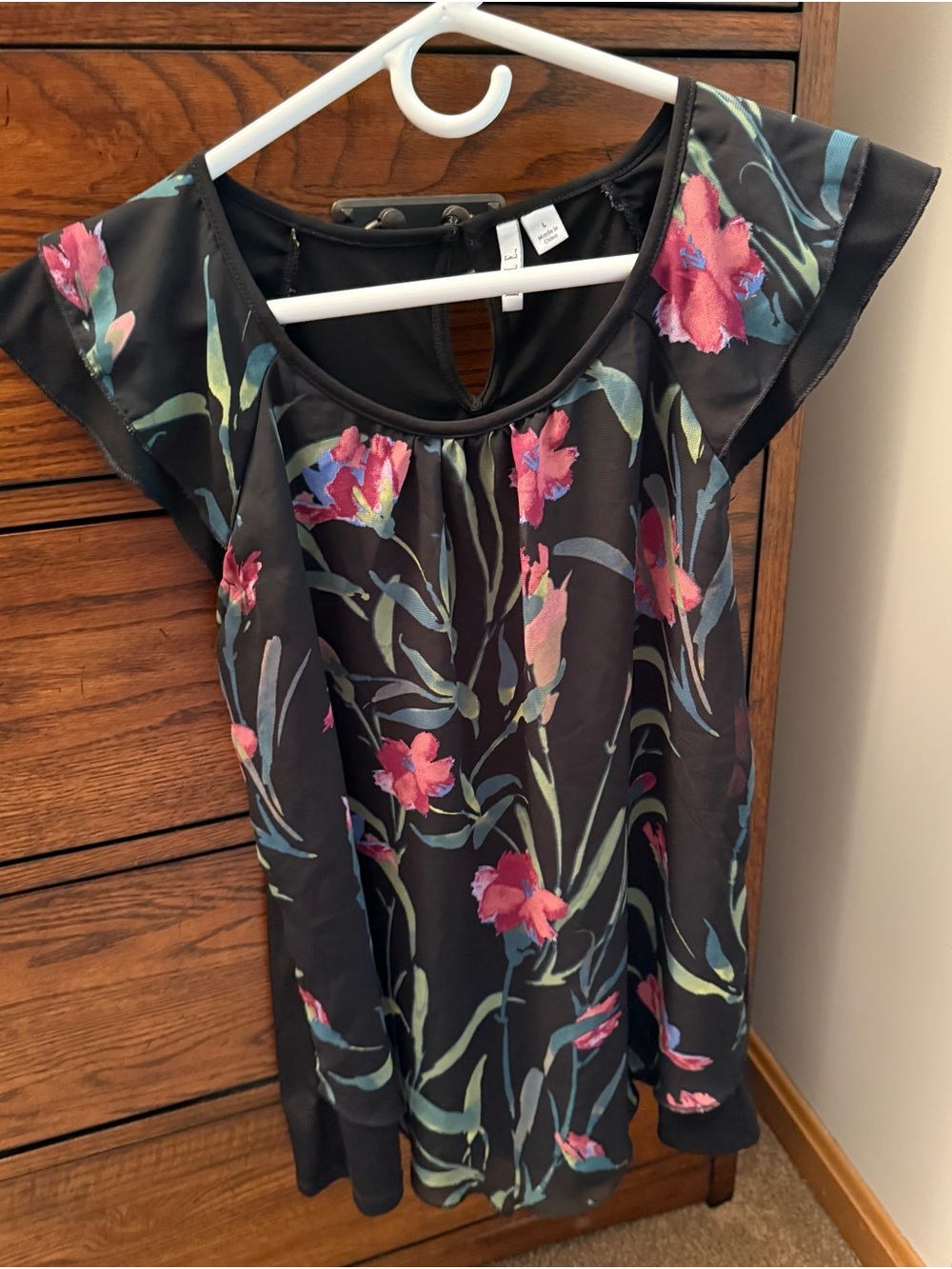 Elle Black Floral Cap-Sleeve Blouse with Pink & Green Accents Womens Large